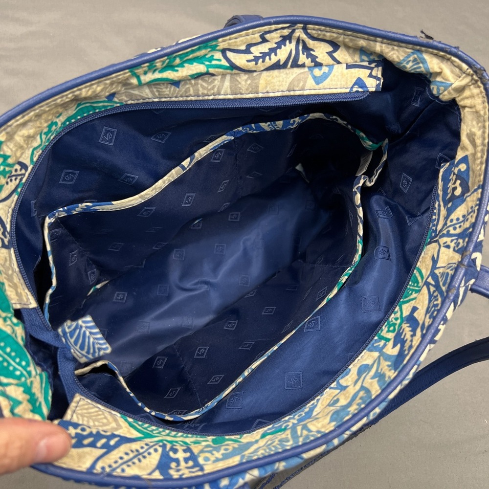 Vera Bradley Shoulder Bag Womens Quilted Zippered Santiago - Picture 13 of 14